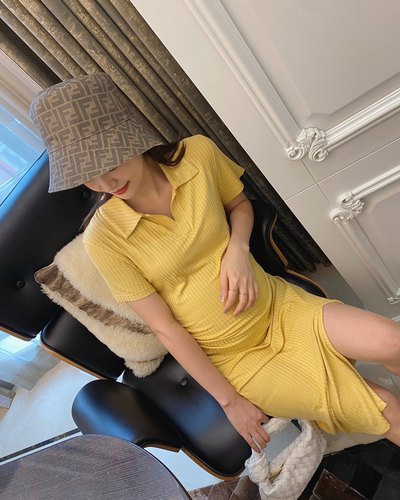 leomami孕妇连衣裙开叉弹力修身