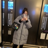 加厚保暖宽松羽绒服 外套抽象黑白点中长款 LeoMami高端孕妇装 冬季