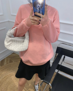 款 卫衣秋冬加厚时尚 孕妇装 纯色洋气宽松潮妈外出上衣 LeoMami