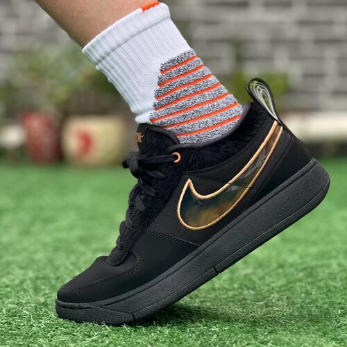 Nike实战篮球鞋夏季抗扭缓震