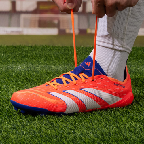 adidas/阿迪达斯胶质短钉足球鞋