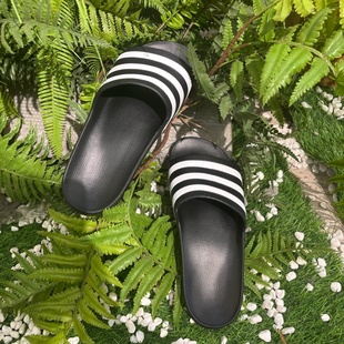 adidas Adilette Aqua舒适透气防滑耐磨三条纹外穿沙滩 一字 拖鞋