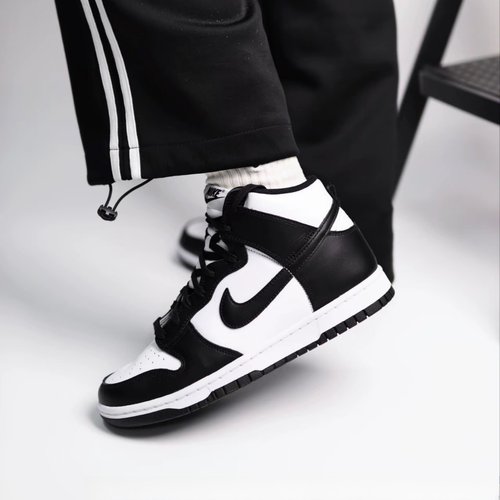 Nike复古休闲运动板鞋