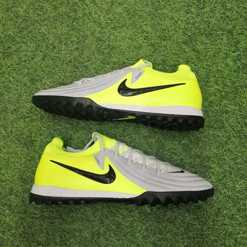 NikePhantomGXIIProTF足球鞋