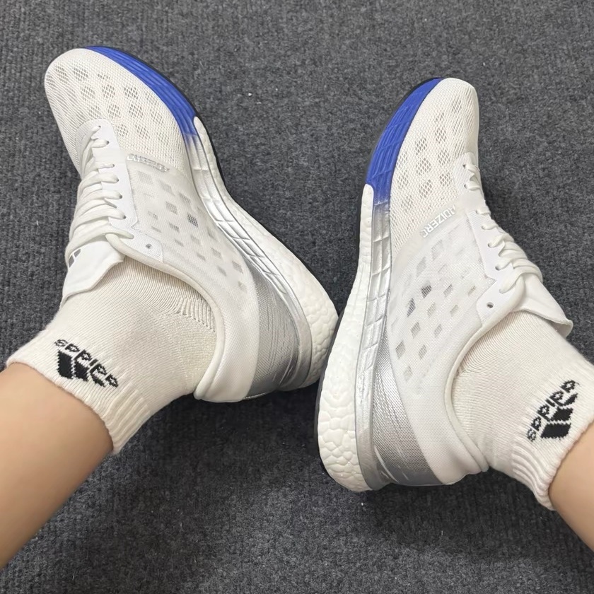 adidasAdizeroBoston9跑步鞋