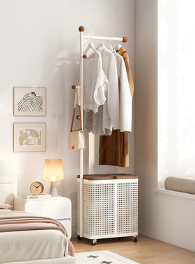 卧室落地衣帽架奶油风衣架移动铁艺衣服收纳架家用高端客厅挂衣架