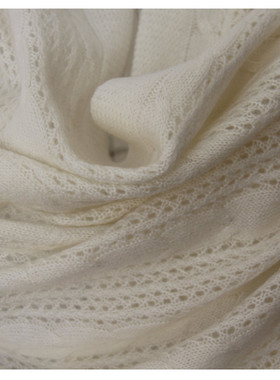 法国山羊绒珍稀白绒&青绒&紫绒女士针织羊绒围巾镂空绞花披肩白色