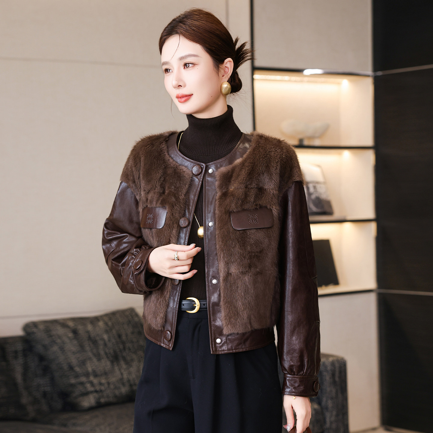 海宁真皮羽绒服女冬季新款时尚头层绵羊皮拼接青根貂皮草短款外套,女装/女士精品,皮衣,淘宝优惠券,粉丝福利购,淘宝优惠卷