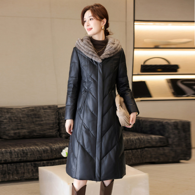 海宁真皮羽绒服女黑色长款连帽
