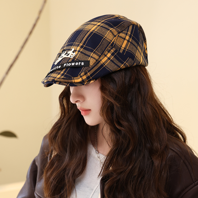 【韩系复古】格纹小狗前进帽子