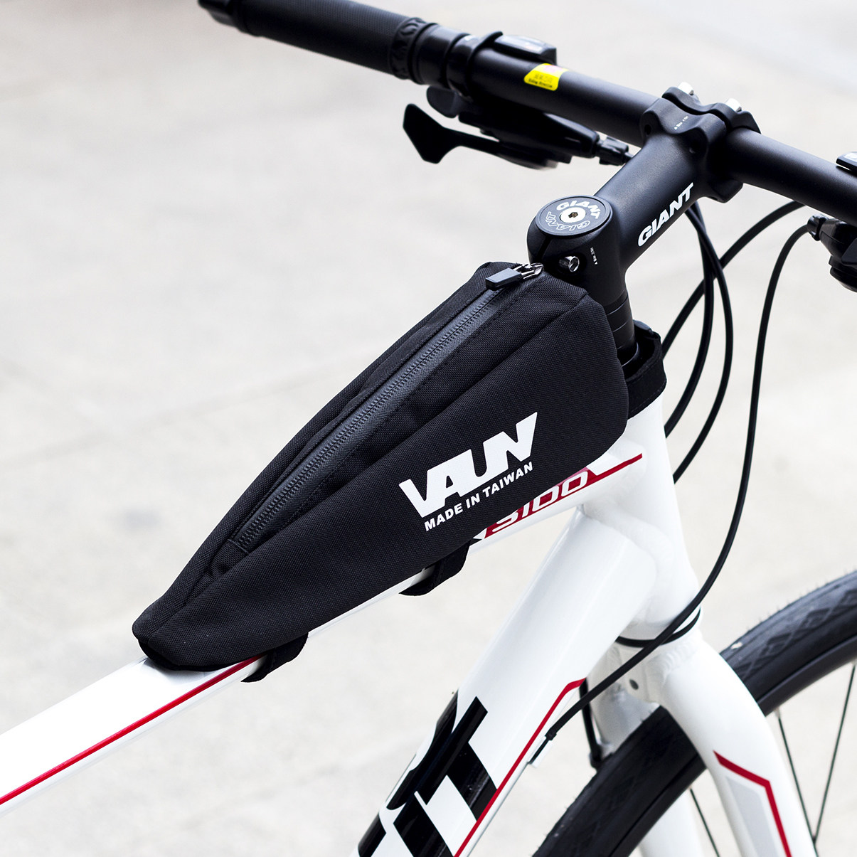 Sacoche pour vélo mixte VAUN - Ref 2217369 Image 1