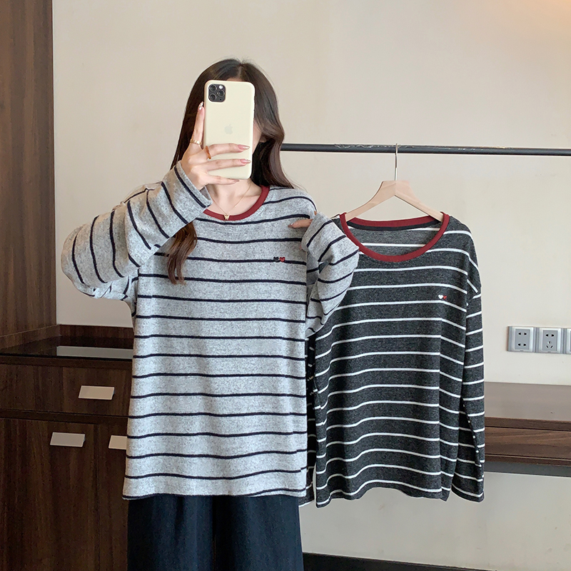 小吉家大码女装秋冬新款胖mm时尚撞色条纹爱心加厚内搭长袖打底衫