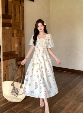小吉家大码女装夏季新款胖mm法式方领短袖碎花裙温柔度假风连衣裙