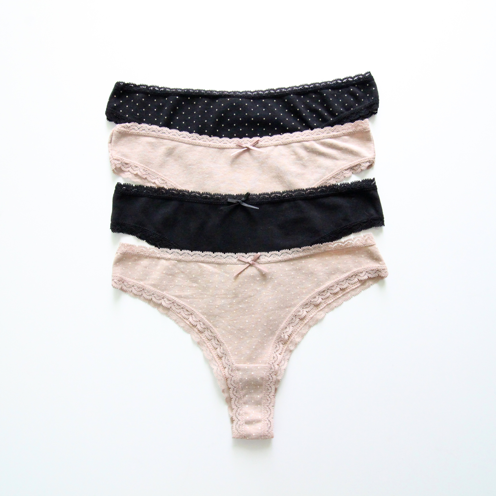 女士棉舒适透气百搭波点三角裤