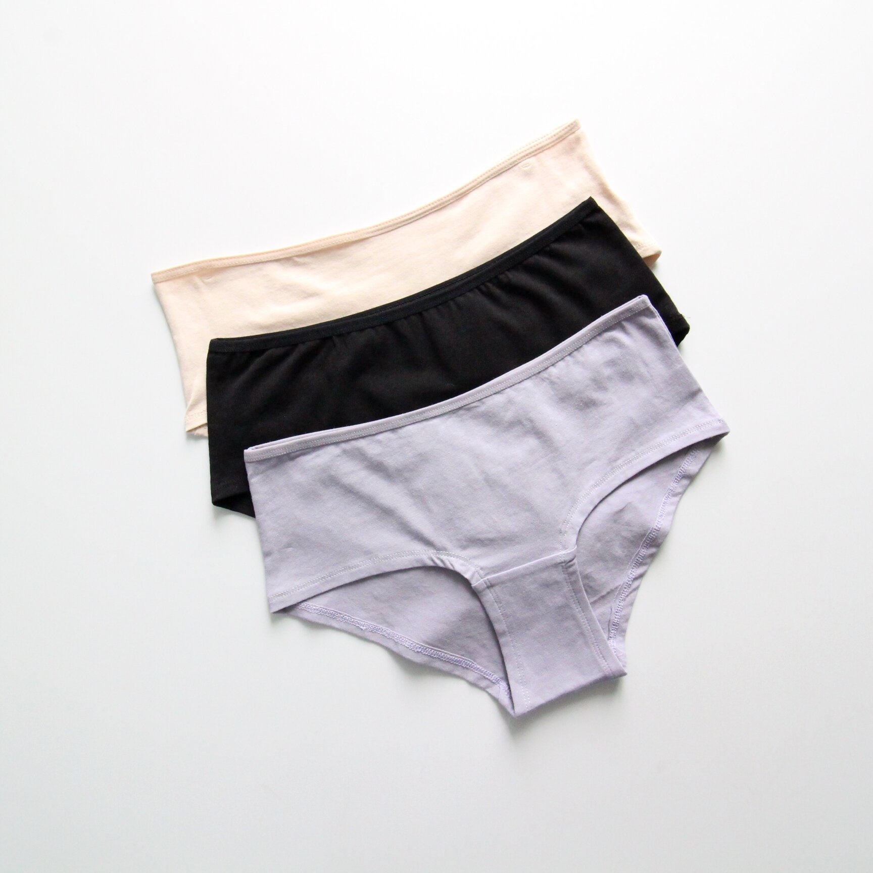 女士三角裤棉舒适透气中腰简约