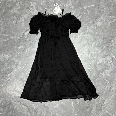 7.26L町 连衣裙春春夏绣花一字领心机款连衣裙C2FAB2504 ​