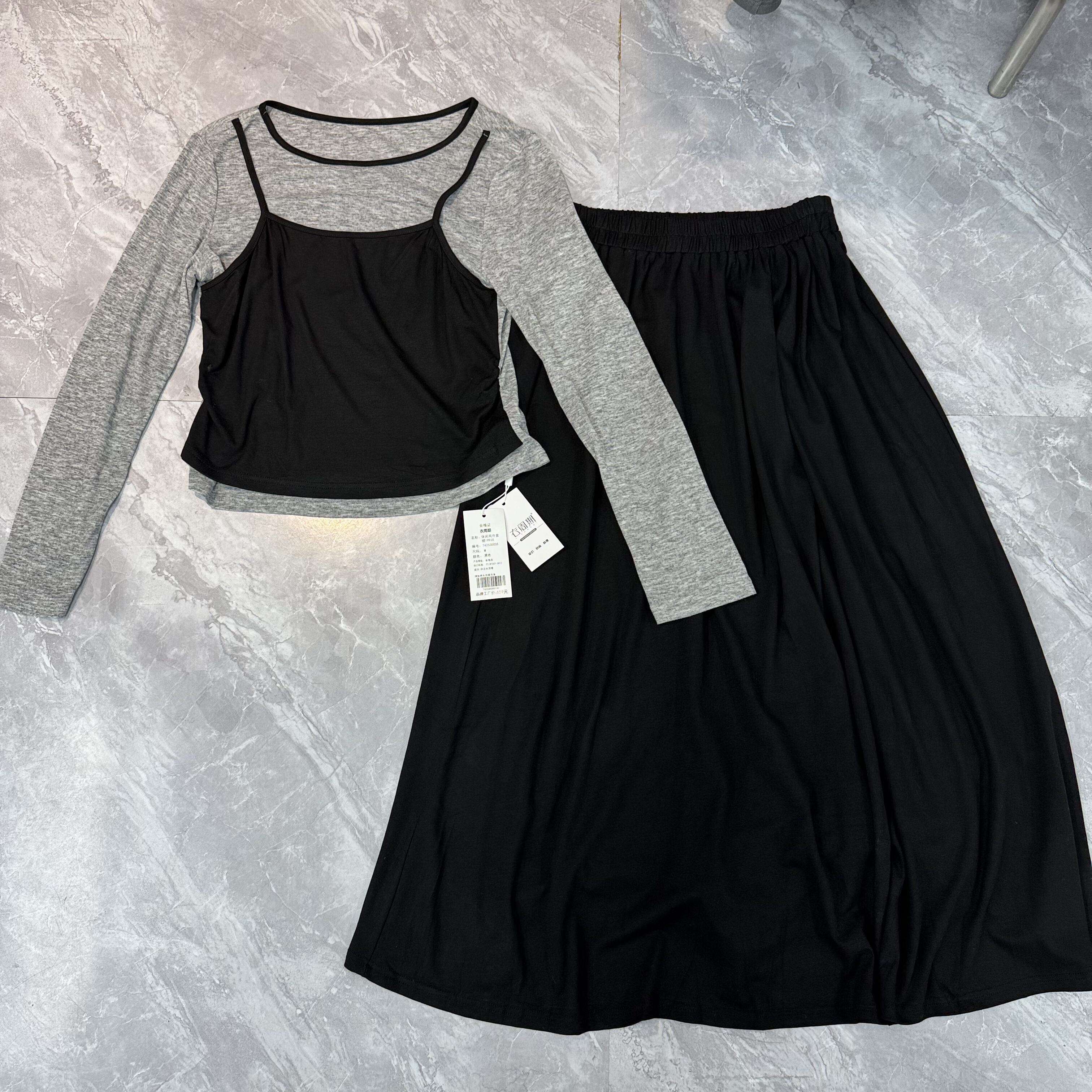 9.13衣z期 撞色圆领假两件长袖女纯欲修身显瘦上衣+半身长裙套装