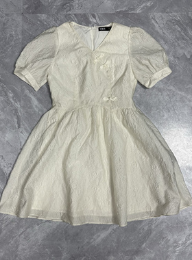 6.27森m 连衣裙女泡泡袖盘扣国风复古夏显瘦v领裙子