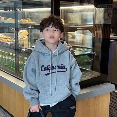 男童帅气字母连帽卫衣儿