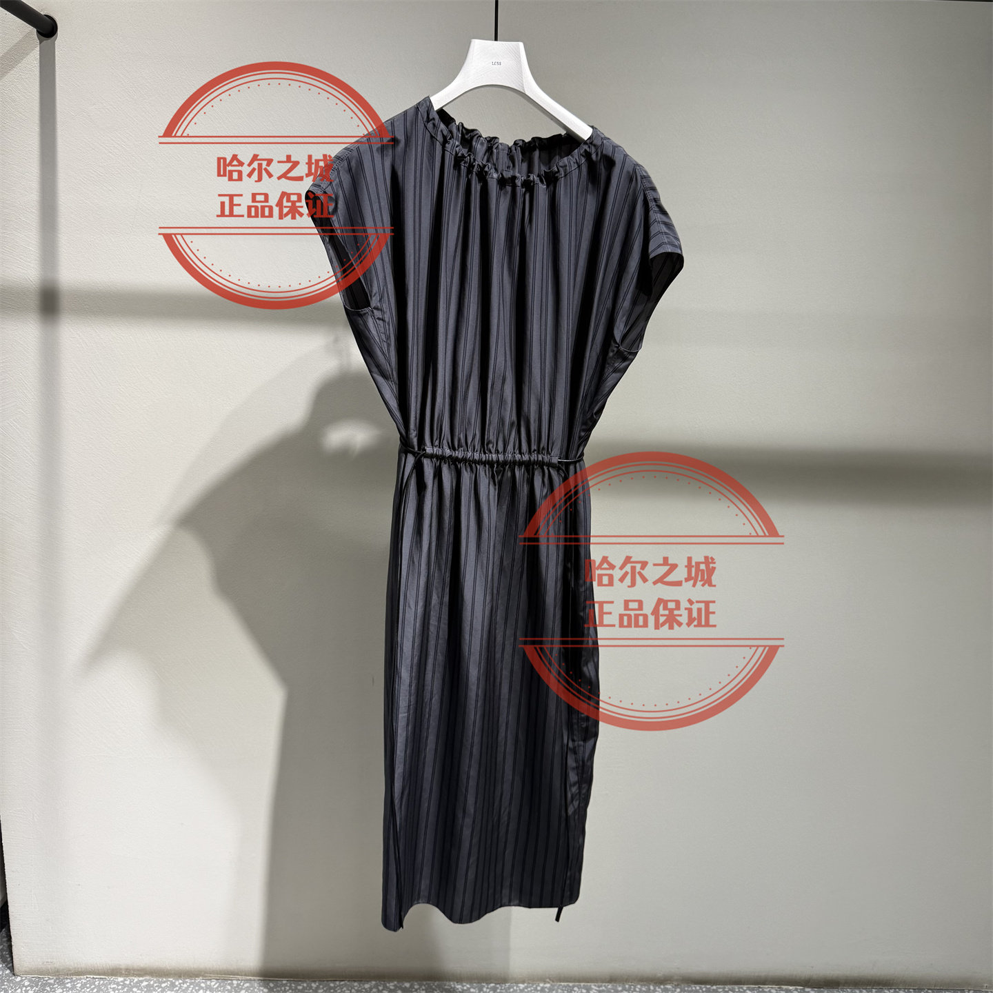 无袖连衣裙2Q8G17300百搭图片