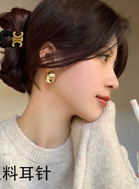 塑料耳针日韩极简胖月亮C形耳钉金属耳环清冷显瘦养耳防过敏耳饰