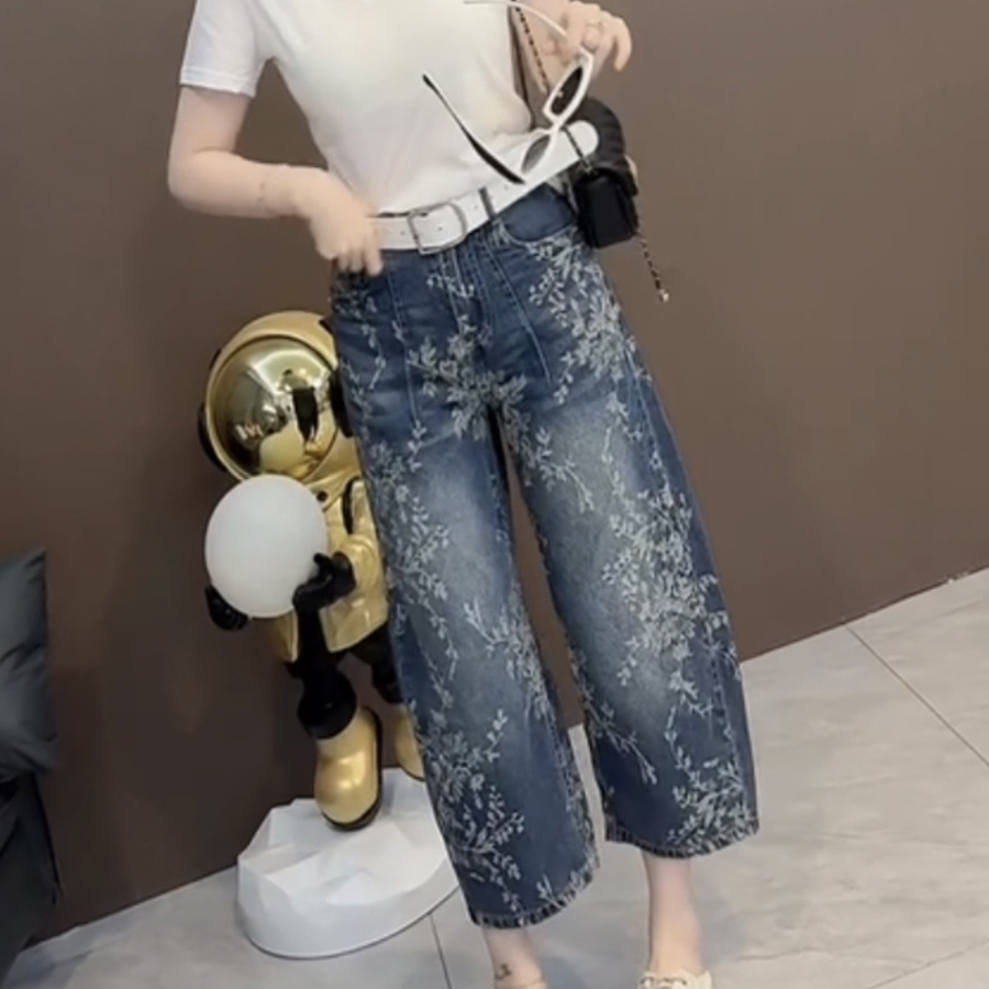 复古提花八分弯刀牛仔裤女