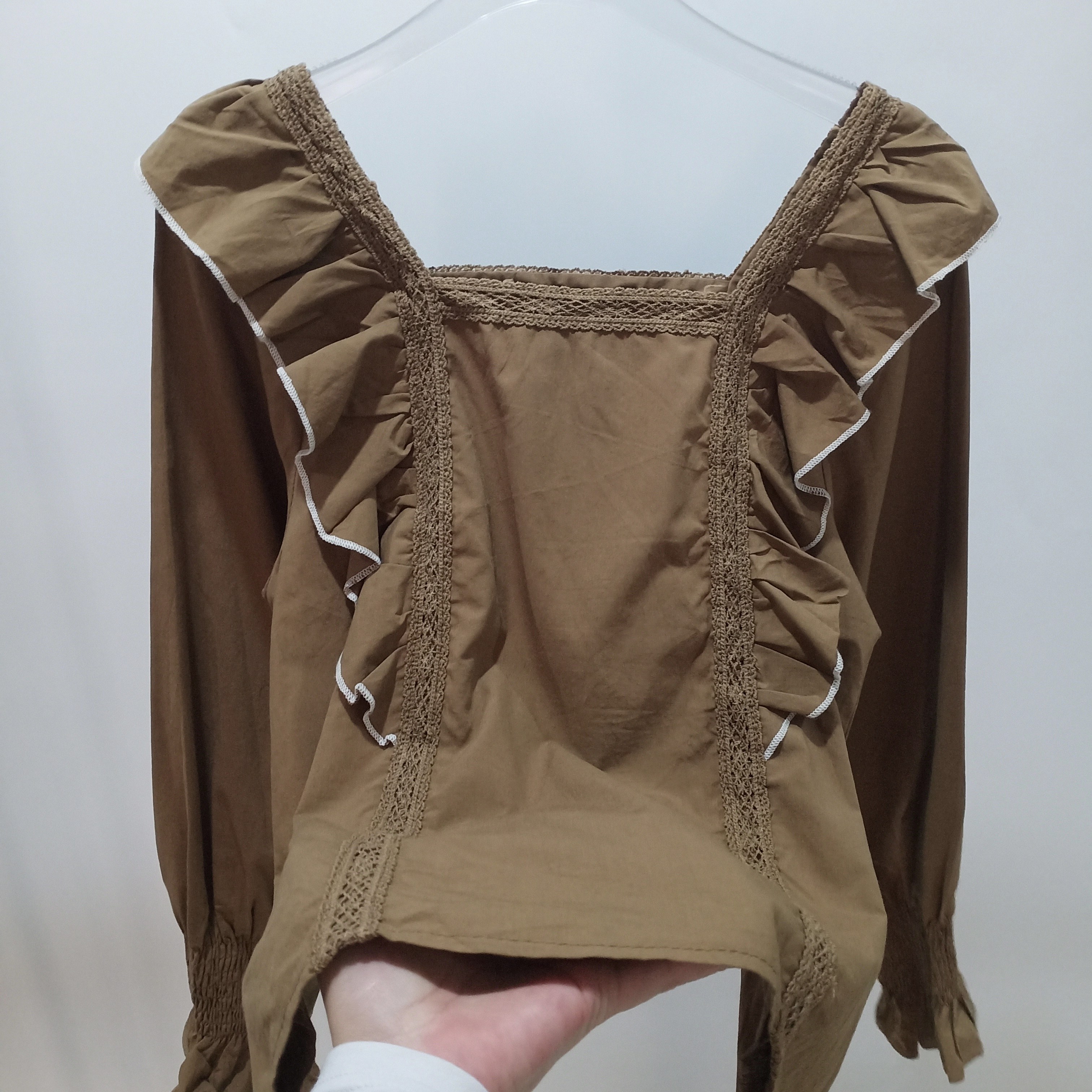 春秋新款时尚百搭蕾丝花边拼接长袖衬衫女直筒显瘦荷叶边小众上衣