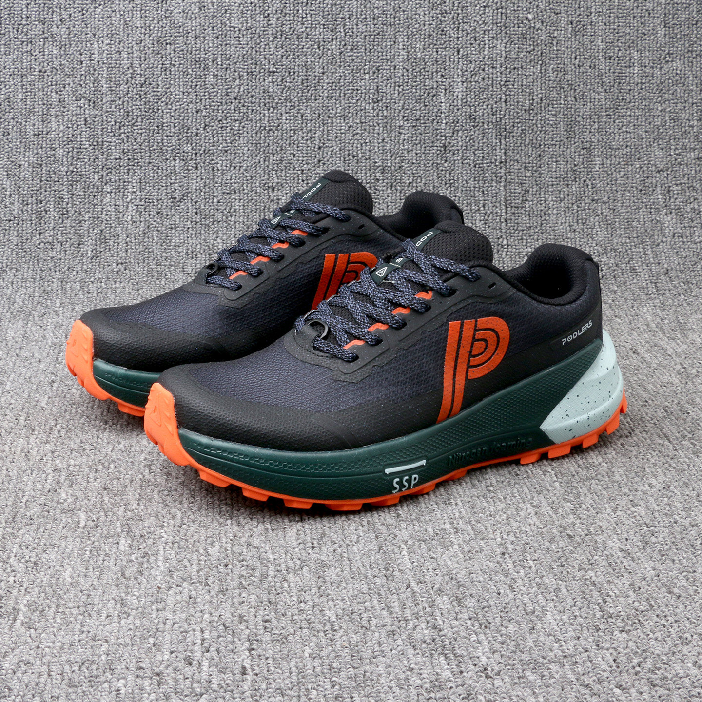 出口外贸男女款轻便舒适款橡胶耐磨马拉松碳板跑步鞋越野宽萱男