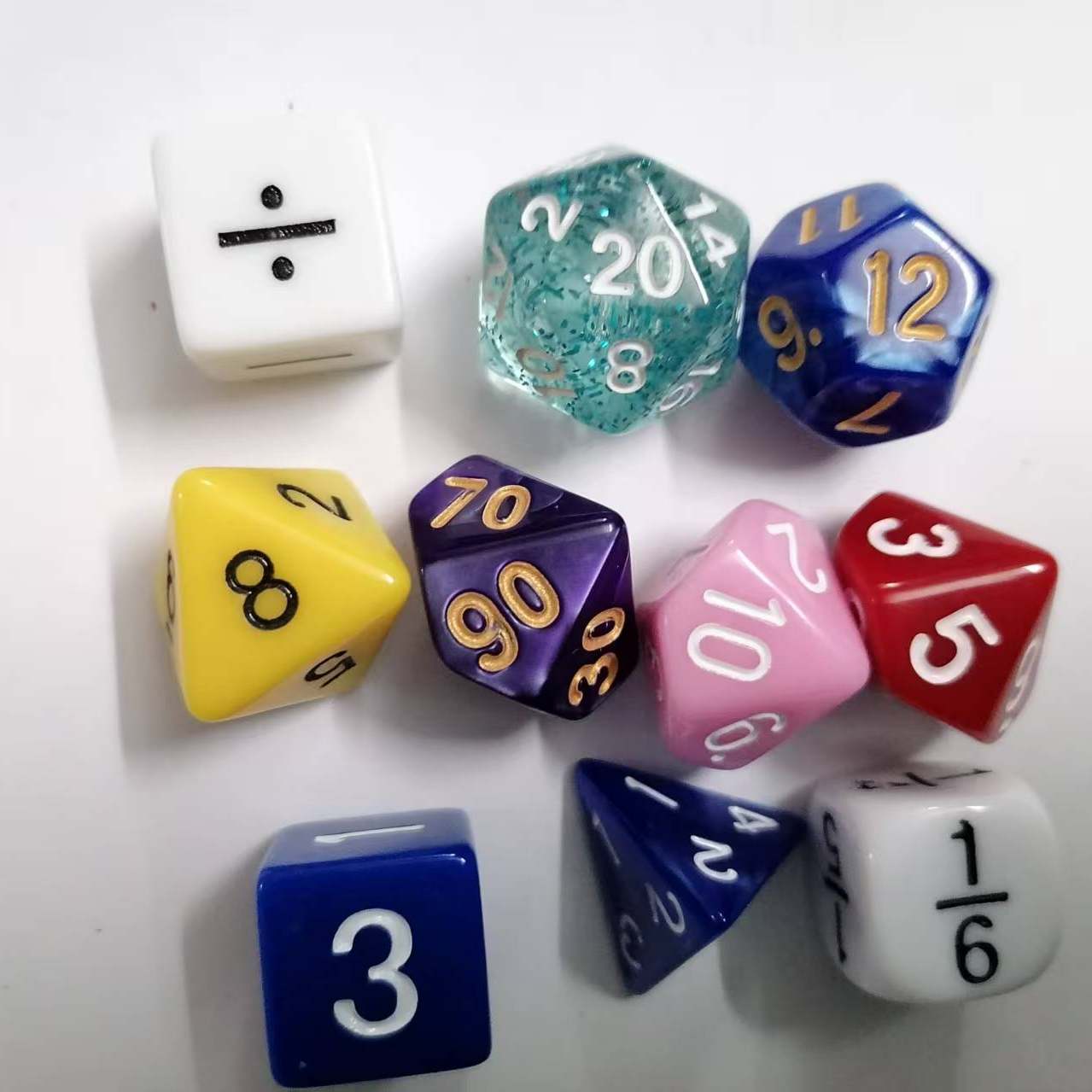 三角锥数字骰子组合筛子运算分数