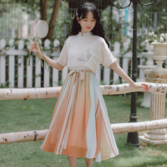 Big picture photo of ancient Hanfu embroidery improved dress