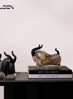 现代轻奢琉璃牛气冲天玻璃手工工艺品摆件样板间客厅书房桌面摆台