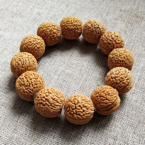 蚂蚁纹山桃核古悦禅香桃核柳叶