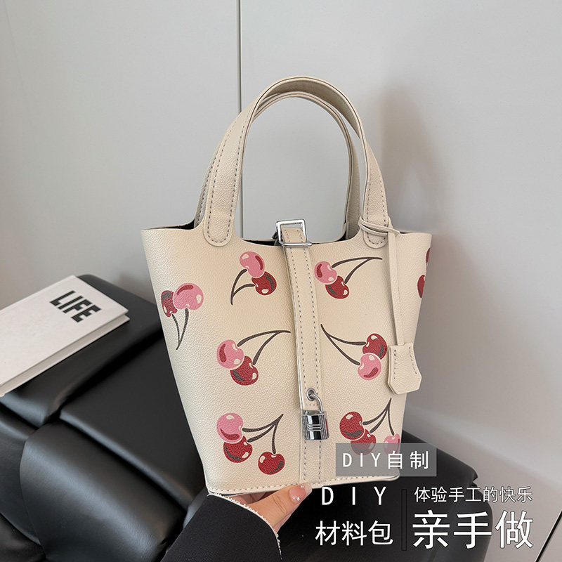 手工女包diy材料包自制手缝包包女撞色卡通菜篮子小众设计通勤包