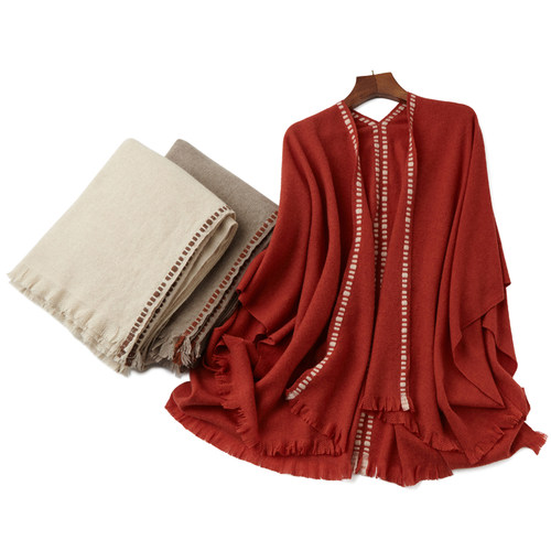 篙定款甄稀小山羊绒V领斗篷秋冬厚款保暖围巾空调房披肩搭肩外套