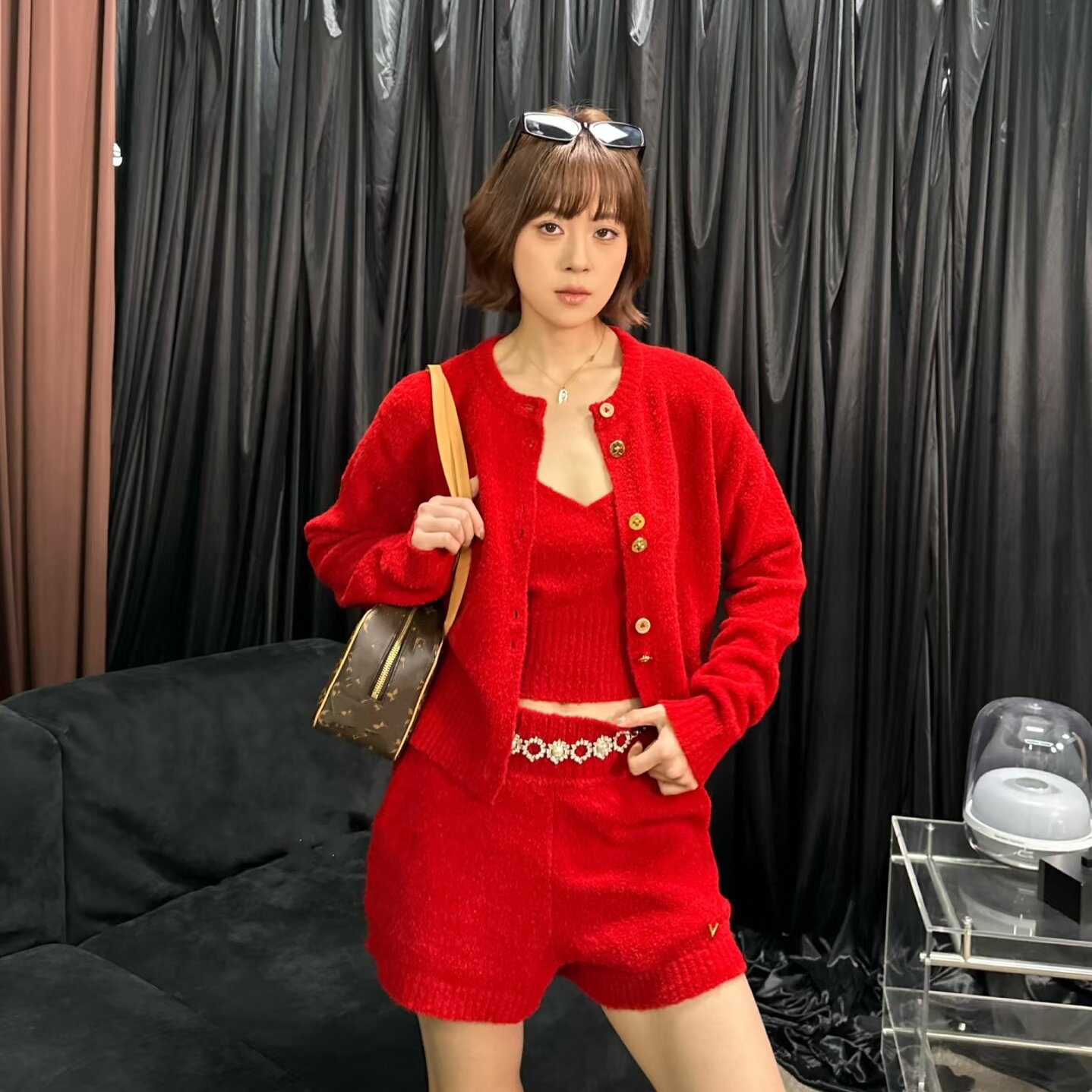 南油羊毛开衫女早春新款红色毛衣女短袖针织衫吊带短款新年穿搭潮