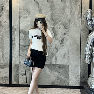 南油短袖女2026新款字母蝴蝶刺绣圆领针织衫修身显瘦薄款白色上衣