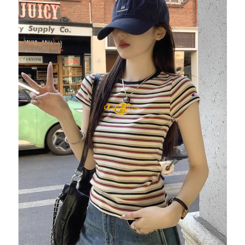 日版冠军短袖t恤女夏季修身显瘦正肩条纹设计感撞色纯棉体恤上衣