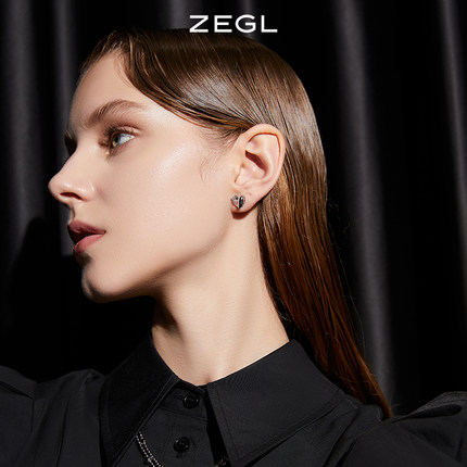 ZEGL爱心耳钉女2025年新款爆款耳环高级感轻奢冷淡风925银针耳饰