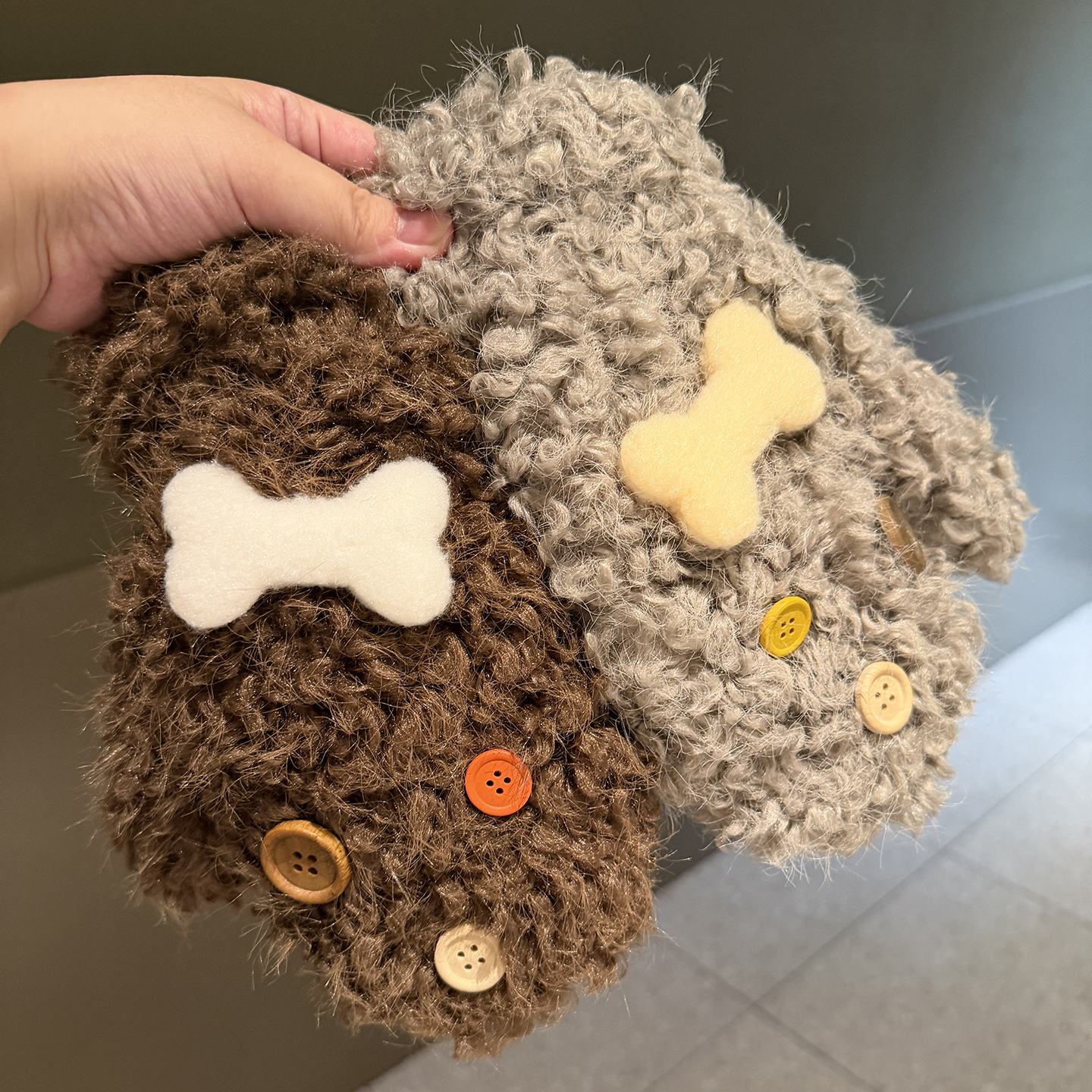 可爱卡通毛绒绒纽扣手套女冬季韩版防风加厚防寒骑车骑行手套学生