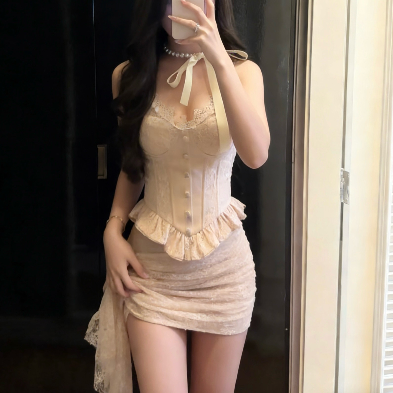 IQCQ轻奢定制修身显瘦包臀裙纯欲风吊带上衣蕾丝甜辣妹风套装,女装/女士精品,时尚套装,淘宝优惠券,粉丝福利购,淘宝优惠卷