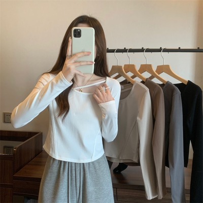 2025年秋季新款纯色显瘦辣妹打底衫设计感长袖T恤女装内搭上衣潮
