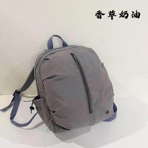 博卜泡芙系列降落伞面料防泼水时尚大容量休闲男女中号双肩包