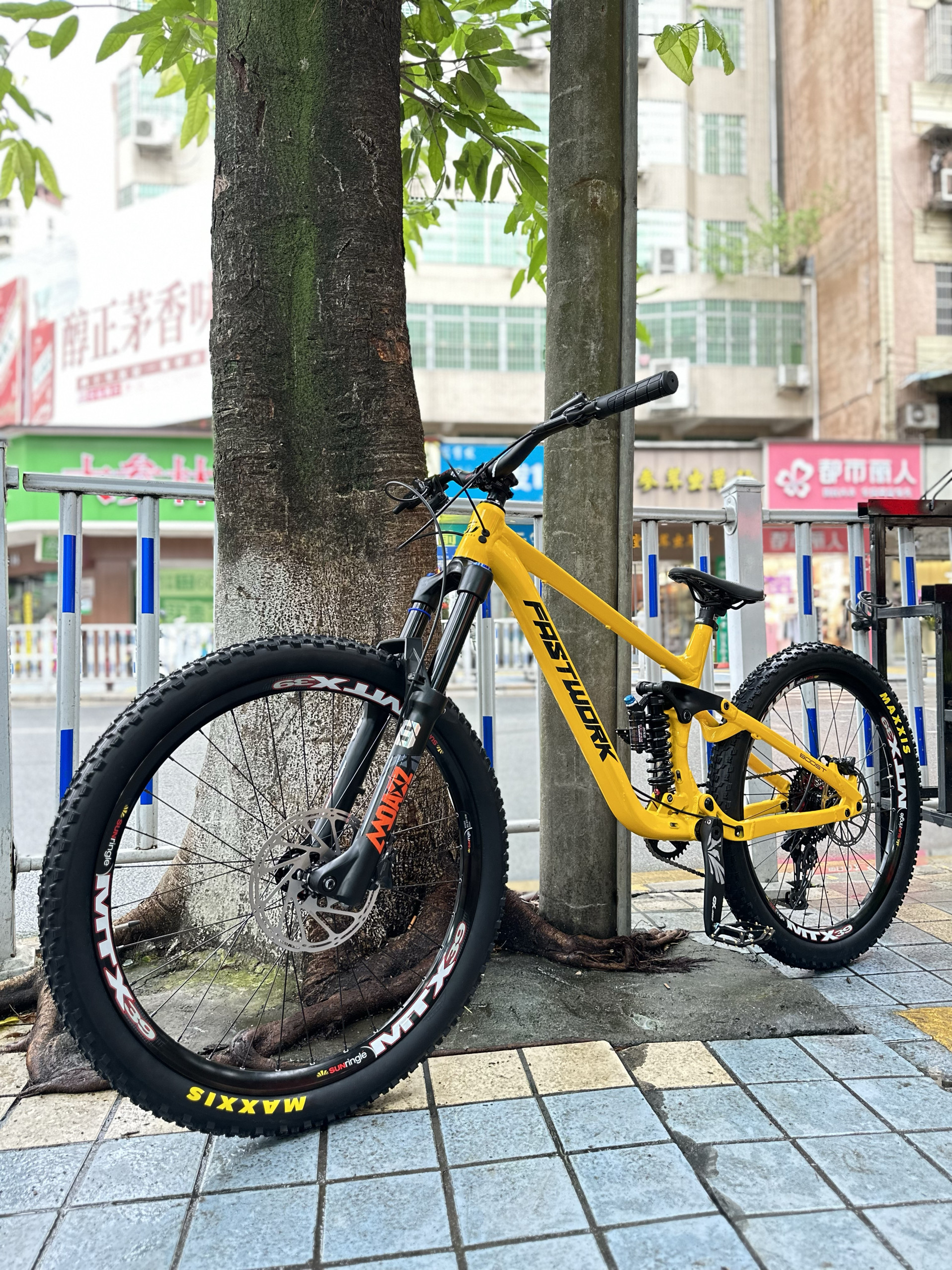 Fastwork Soft Tail Four-Link Downhill Frame - Product image 3