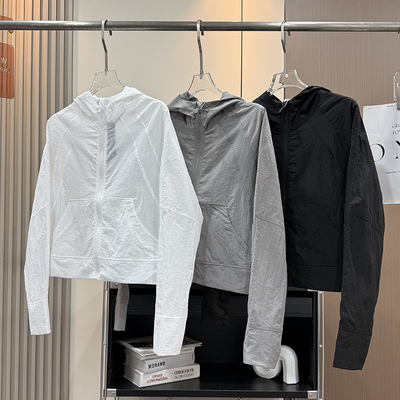 LU系风！春夏新品轻薄透气宽松户外露营速干短款连帽防晒衣外套女