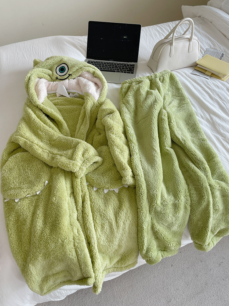 珊瑚绒睡袍加绒睡衣家居服女冬