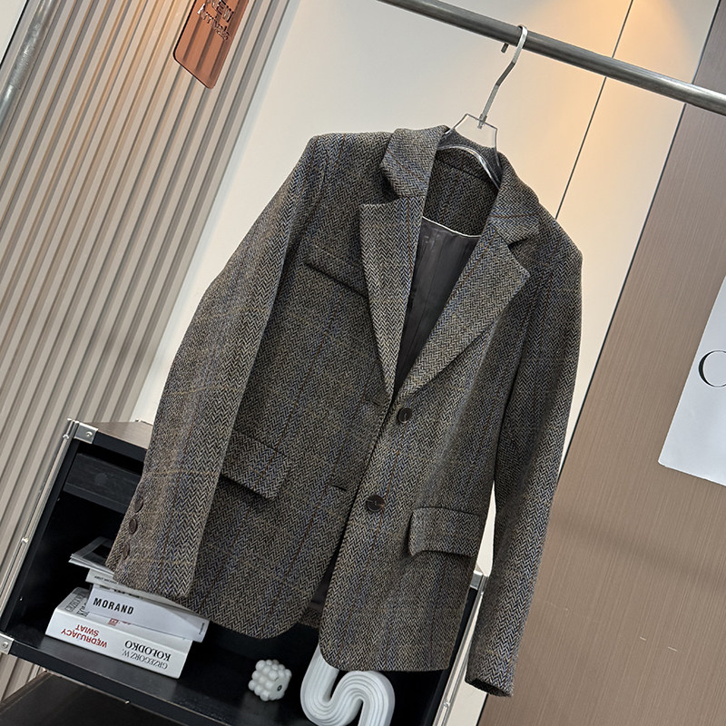 高品质！精纺全羊毛复古人字纹加厚正肩显瘦首尔呢西装外套女秋冬