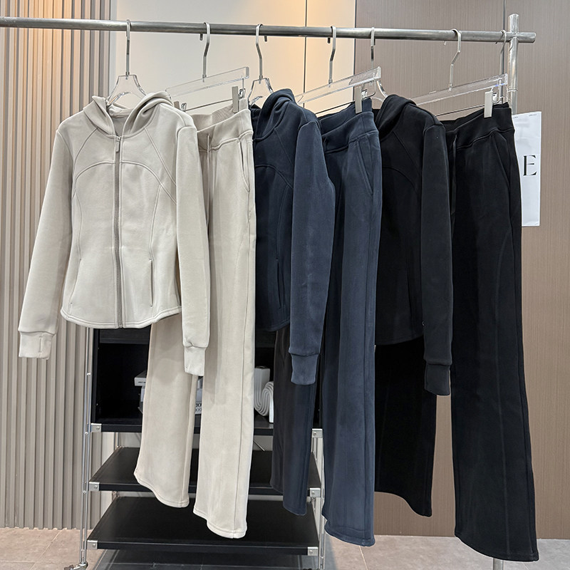 LU系风！修身加绒加厚慕斯绒防风连帽卫衣瑜珈运动卫裤两件套女冬