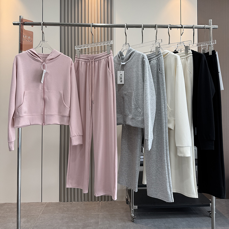大厂订单！ 秋新品减龄慵懒风松弛感连帽卫衣休闲卫裤运动套装女