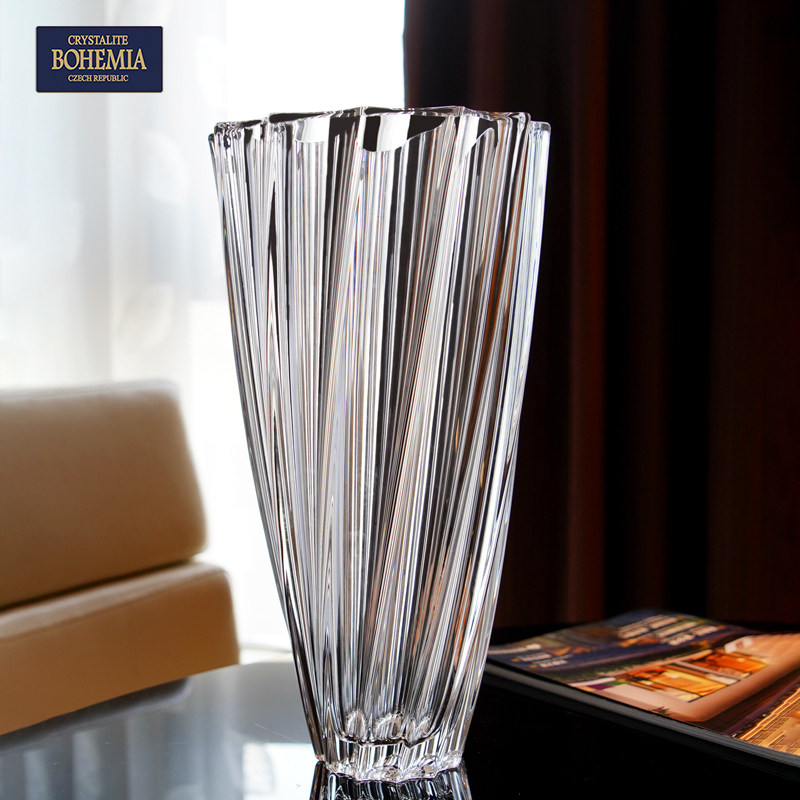 捷克bohemia进口水晶玻璃台面花瓶家用旋转花纹插花瓶客厅摆件