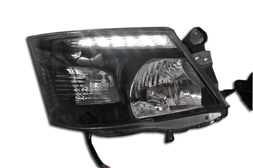 适用于NISSAN日产URVAN尼桑E26NV350改装LED前大灯总成